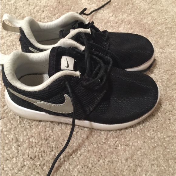size 13 nike girl